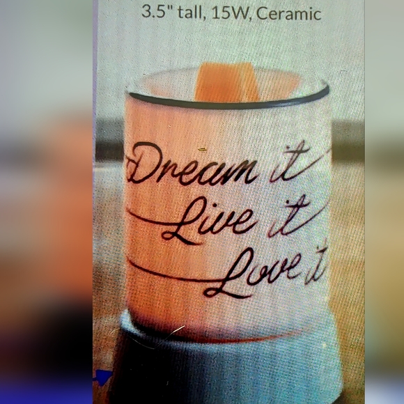 NEW, Set of 2, Scentsy Dream it, Live it, Love it. Warmer and Bar. - Picture 14 of 16